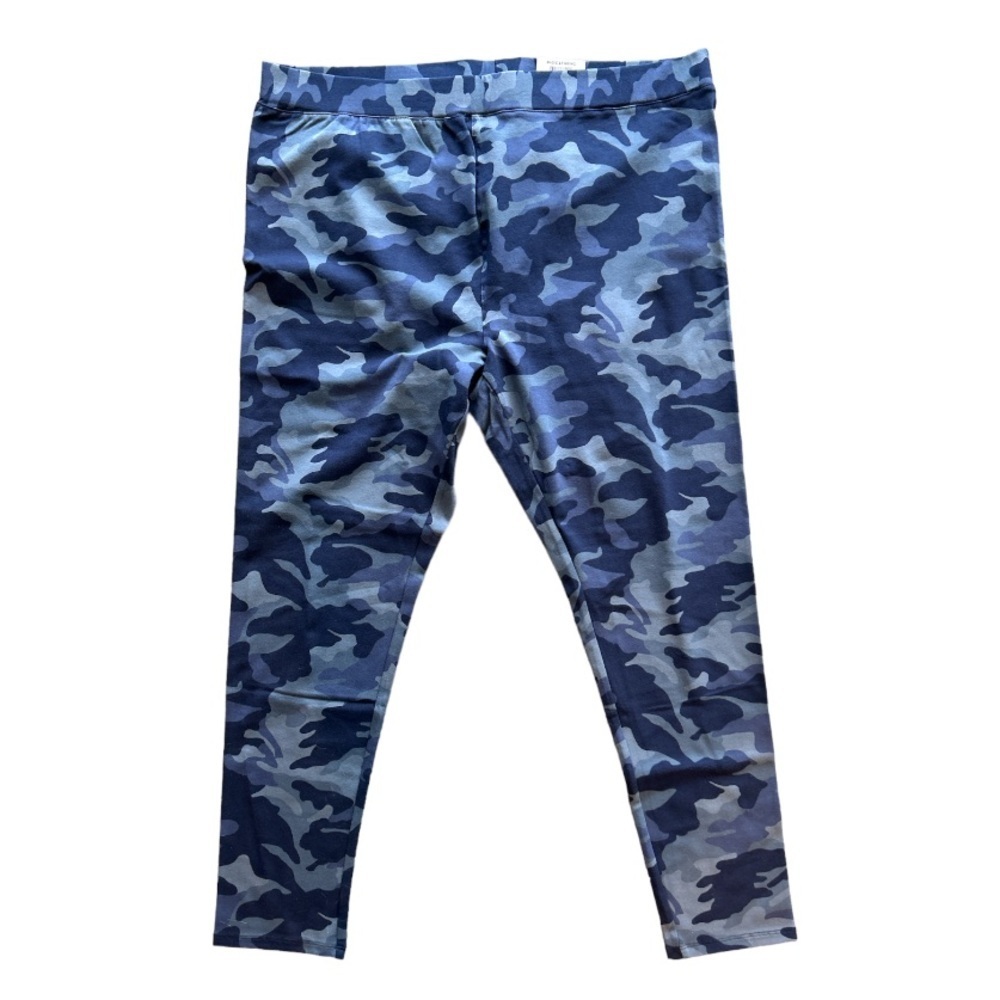 Style & Co Camo Leggings - Picture 2 of 4